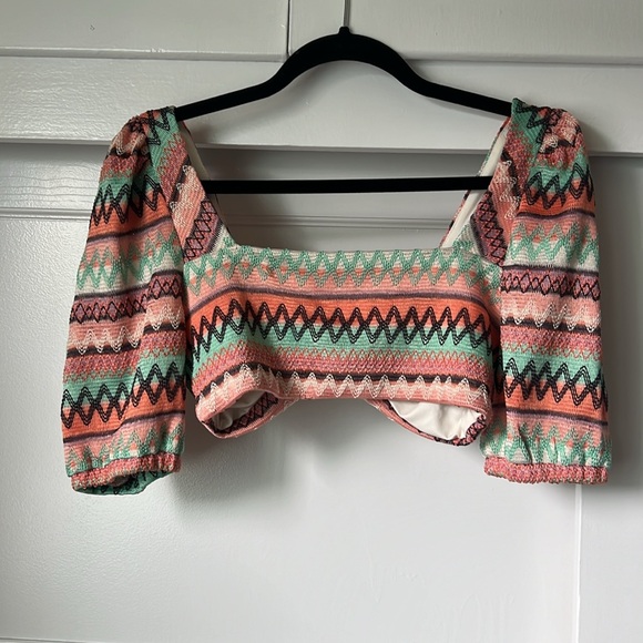 Forever21 puff sleeve top size medium - Picture 2 of 4